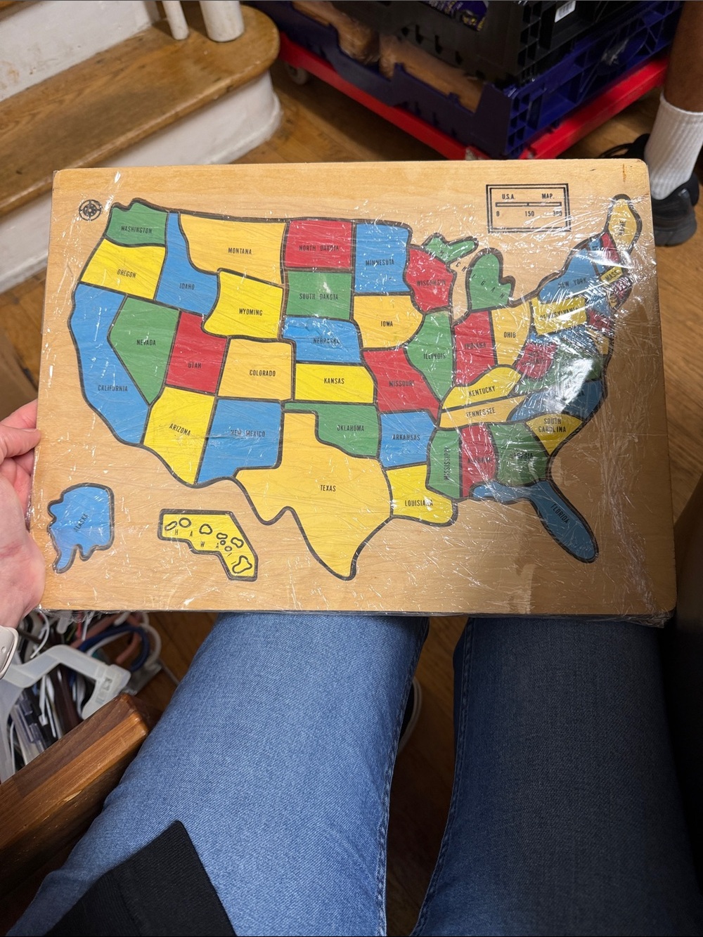 Wooden USA Puzzle Map - Colorful State Pieces